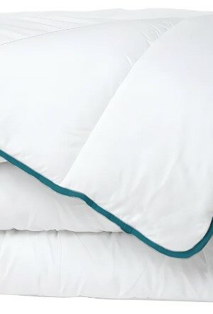 Couette chaude recyclée de DREAMEA en microfibre - 140 x 200 cm - 350 gr/ m² - Biais bleu - ROSA